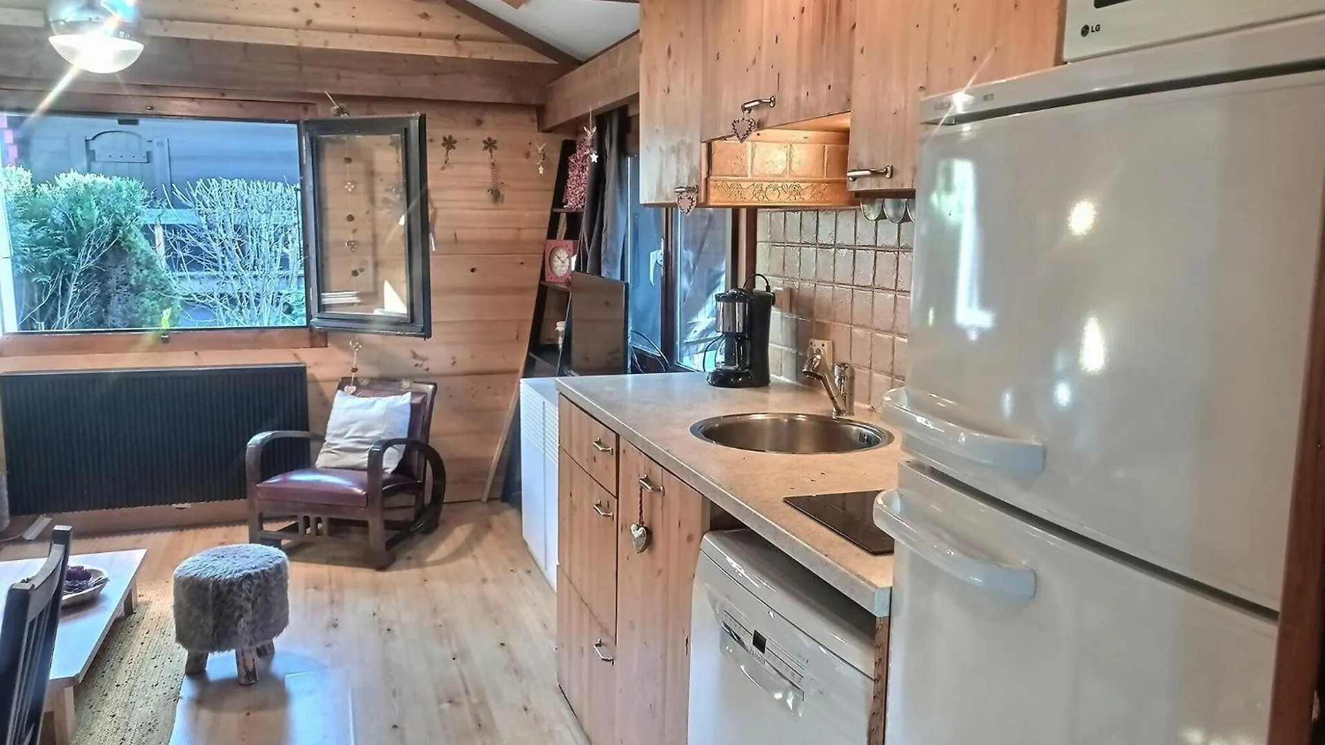 Cosy Petite Chalet T3, Jardin, Terrasse, Parking. Chamonix Mont-Blanc. Les Houches